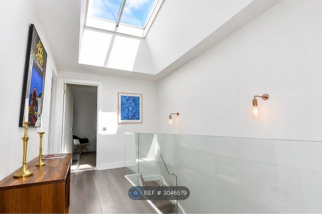 Gloucester Terrace, London photo 3