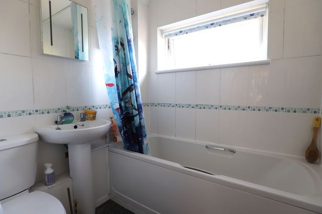 8, Widecombe Way, Exeter photo 5