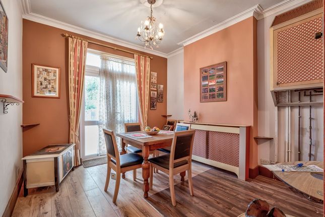 64, Wellesley Road, Harrow photo 4