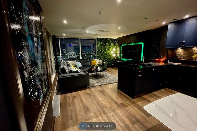 Flat, Albion Street, Leeds photo 3