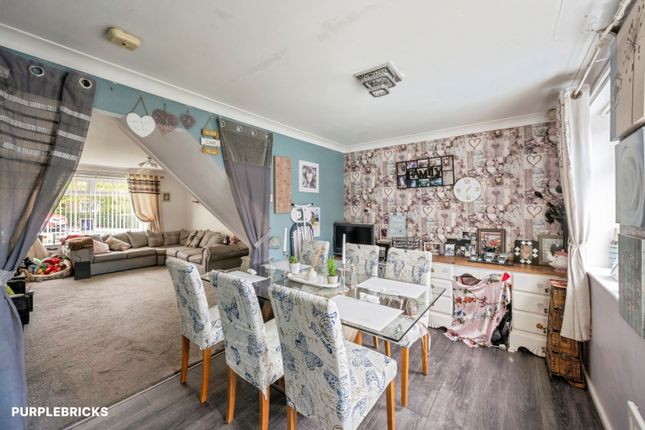 5, Merryweather Court, Scunthorpe photo 2