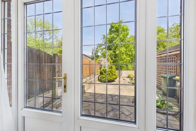 57 Canterbury Avenue, Lancaster photo 4