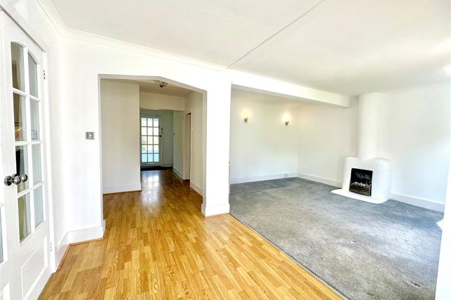 Portland Avenue, Swindon photo 3
