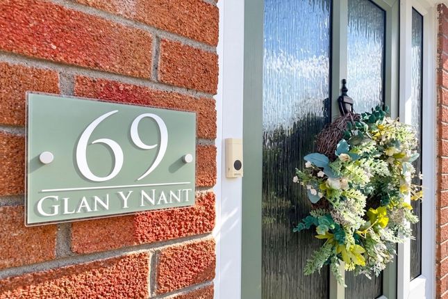 69 Glan-y-Nant, Bridgend photo 4