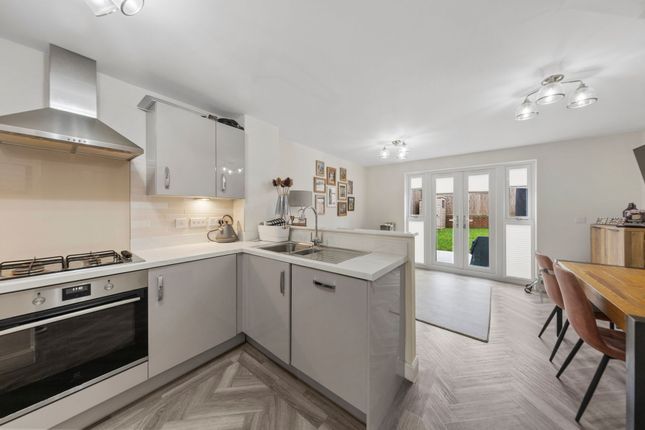 1 Cortland Gardens, Warrington photo 2
