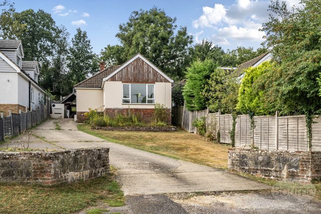3-bed bungalow on 89, Tilmore Gardens, Petersfield, £500,000