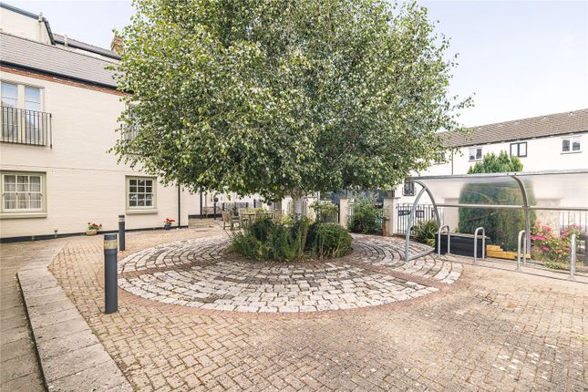 1 Swan House,, Edde Cross Street, Herefordshire photo 3