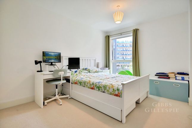 9, Baldwin Court, Harrow photo 3