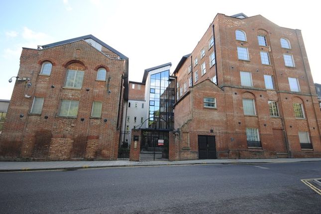 Thumbnail Flat to rent in Albion Mill, King Street, Norwich, Norfolk