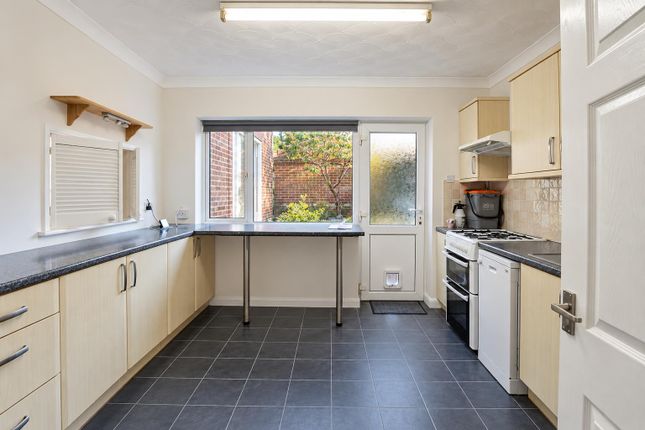 4, Lords Lane, Hastings photo 3