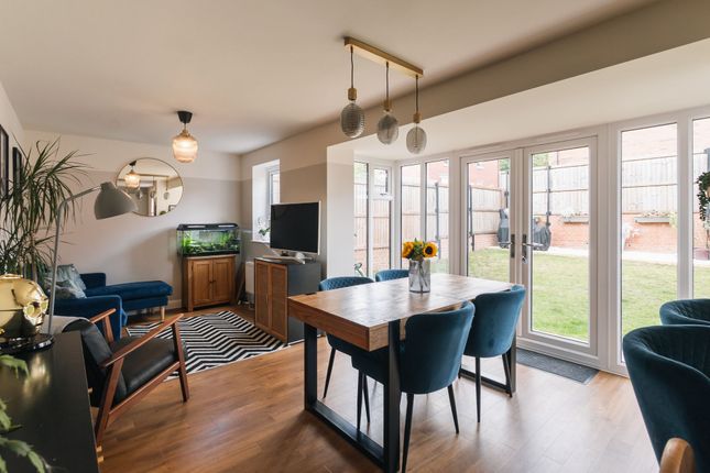 27 Dogwood Drive, Market Harborough photo 3