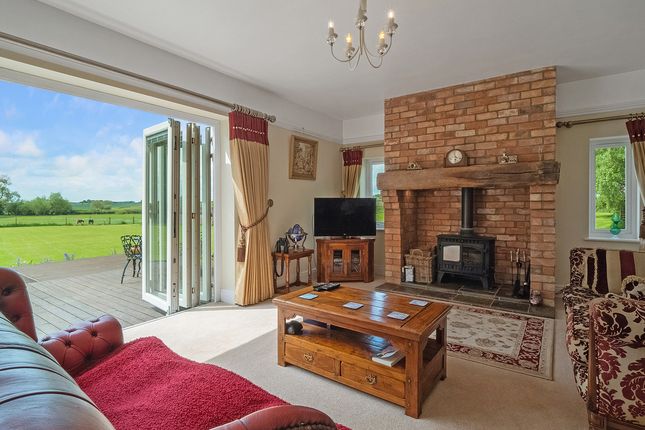 Detached house for sale in Bosworth Road Wellsborough Nuneaton, Warwickshire
