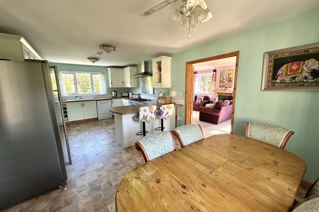 Twin Oaks, Tye Hill Close, St. Austell photo 2