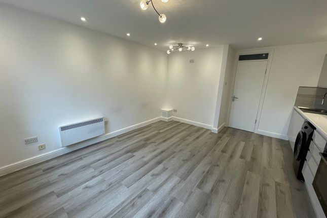 Copperfield, Chigwell photo 2
