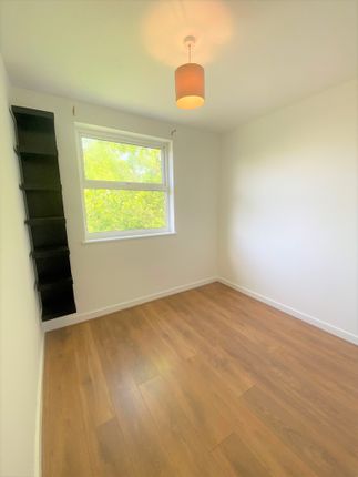 Flat for sale in Hallowell Road, Northwood