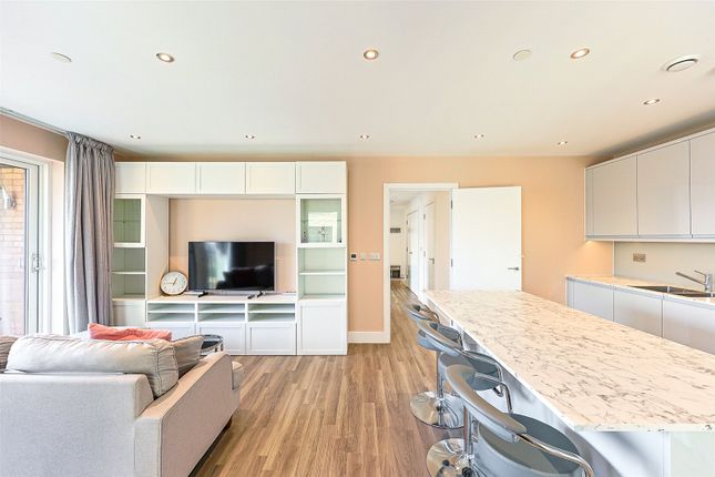 Flat 35, Citrine House, 87, Lismore Boulevard, Colindale photo 3