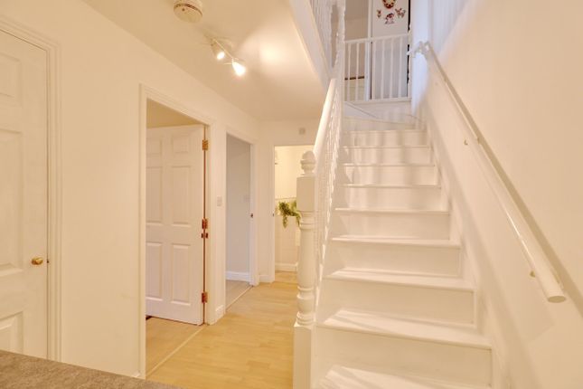 Trelawney Place, Howard Road, Grays photo 2