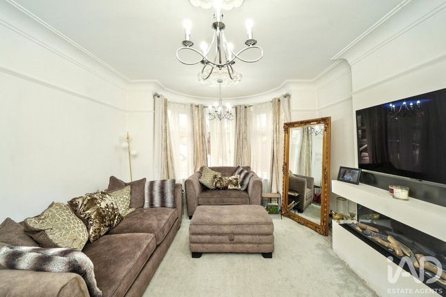 40, Bilston Lane, Willenhall photo 4