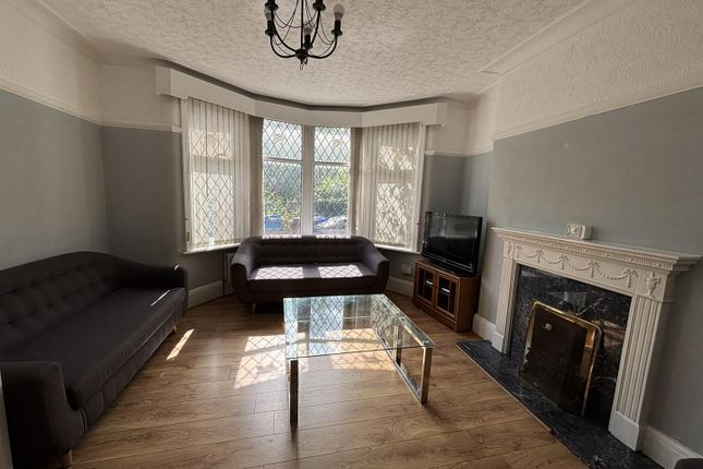 Wellington Road, Fallowfield photo 4