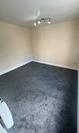 8, Barn Road, Carmarthen photo 5