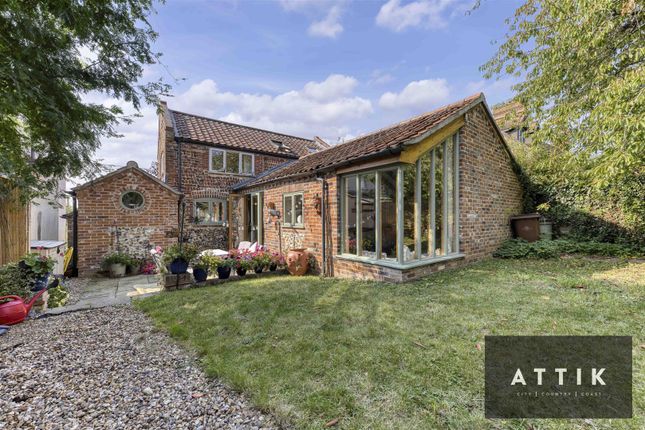 Thumbnail Barn conversion for sale in Norwich Road, Stoke Holy Cross, Norwich