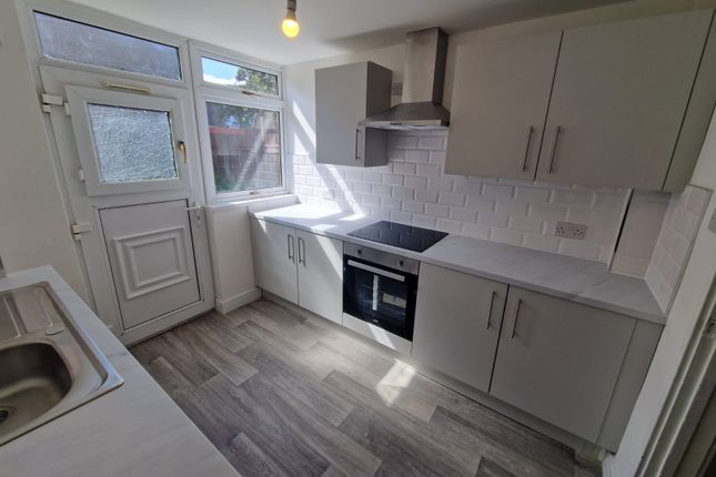 5, Brackenlaw, Gateshead photo 3