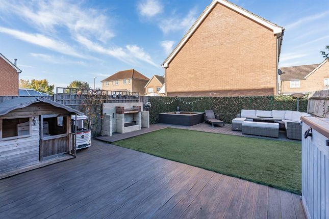 39, Thistle Drive, Whitstable photo 3