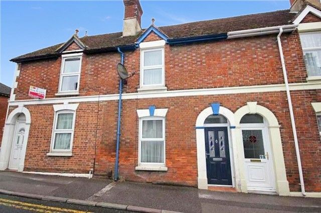 Thumbnail Terraced house to rent in Devizes Road, Salisbury