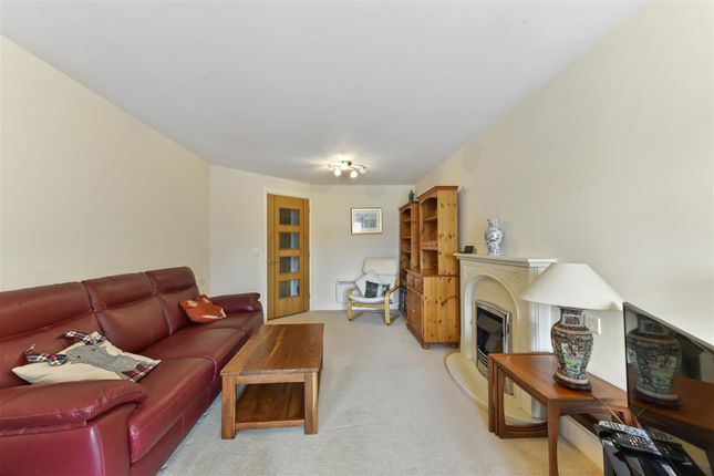 23 Goodes Court, Baldock Road, Royston photo 4
