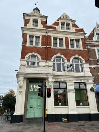 Office to let in Clapham High Street, London