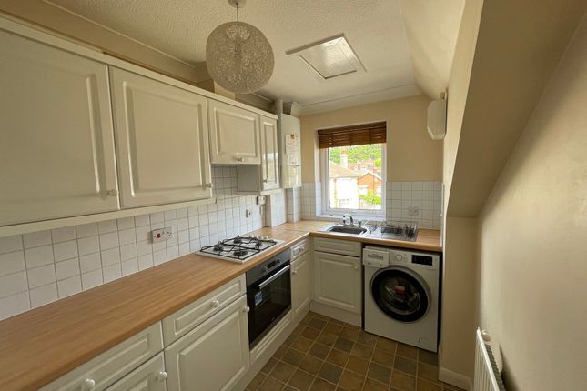 Flat 9, Mariners Lee 2-4 Northwood Road, Whitstable photo 4
