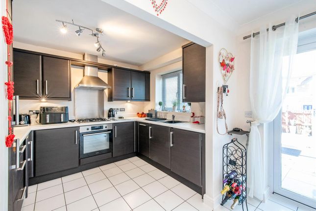 603, Preston Road, Chorley photo 4