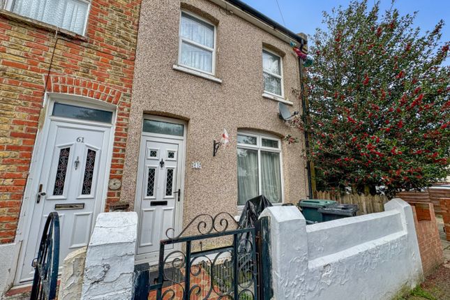Thumbnail End terrace house for sale in Raphael Road, Gravesend, Kent