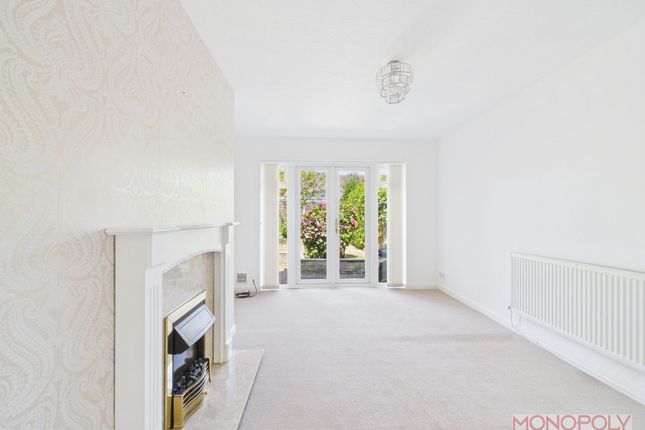 65 Borras Park Road, Wrexham photo 4