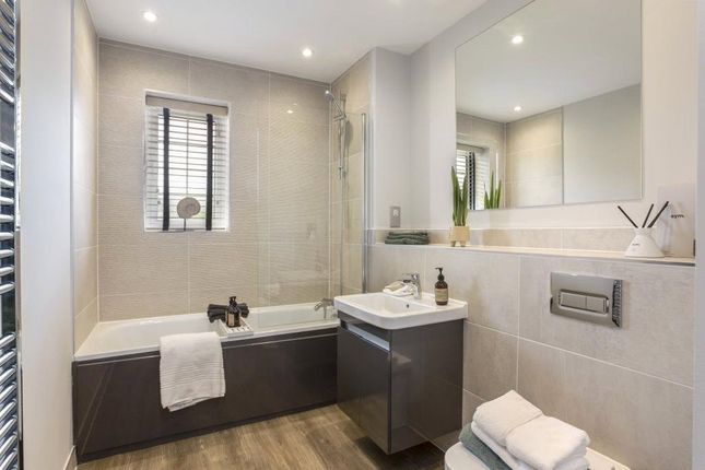 End terrace house for sale in Aylett's Green, Doughton Road