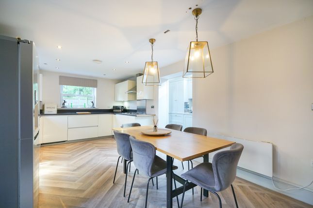 59-Elizabeth-11-Ave-1019