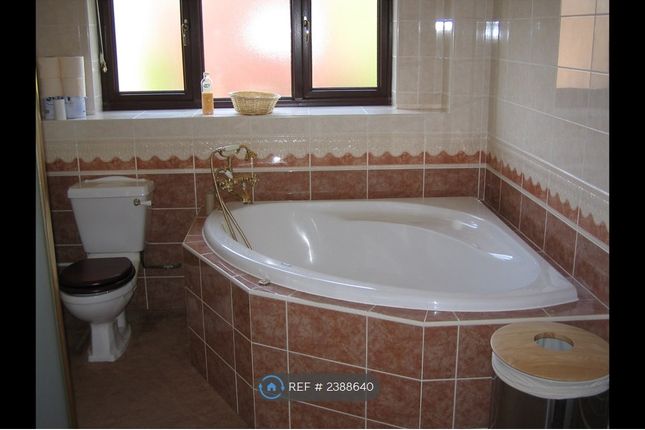 The Community Bath/Shower Room