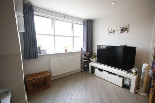 8, Norrish Road photo 4