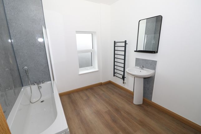 5 Brooklyn Street, Crewe, Cheshire photo 4