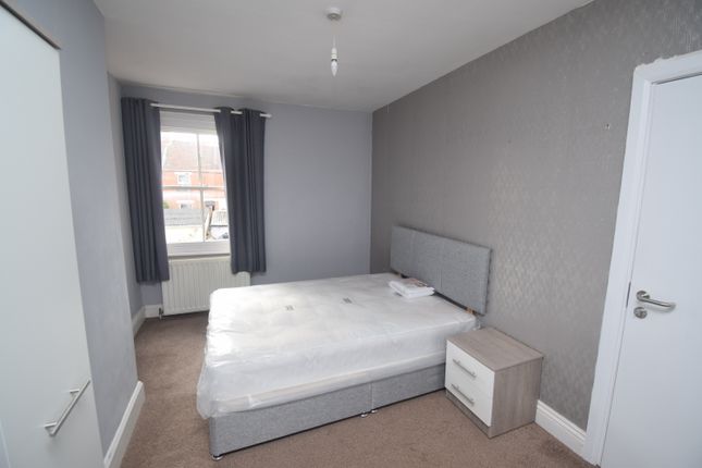 Shared accommodation to rent in Ashleigh Avenue, Bridgwater