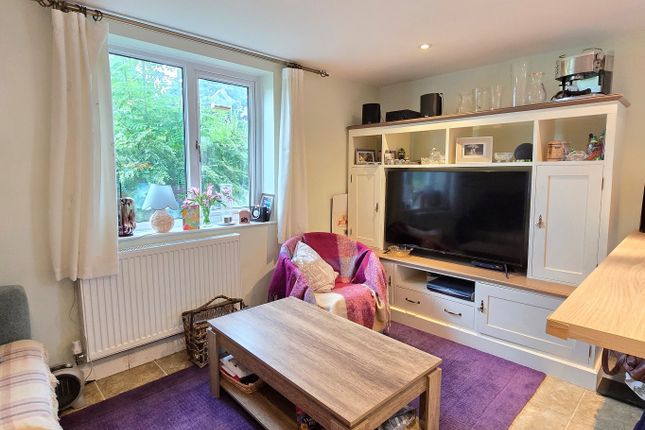 2 Venn Cottages, Rushford, Tavistock photo 2