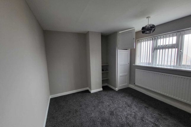 11, Bank View, Dewsbury photo 5