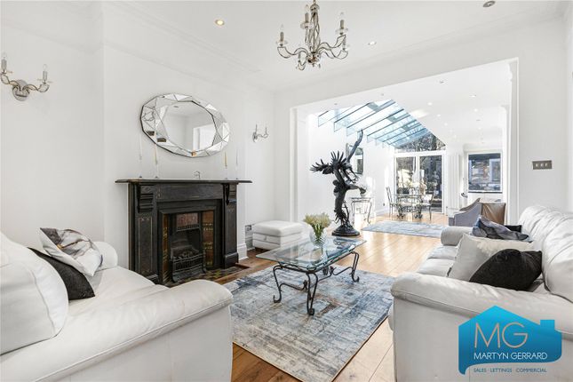 Thumbnail Detached house for sale in Glasslyn Road, London
