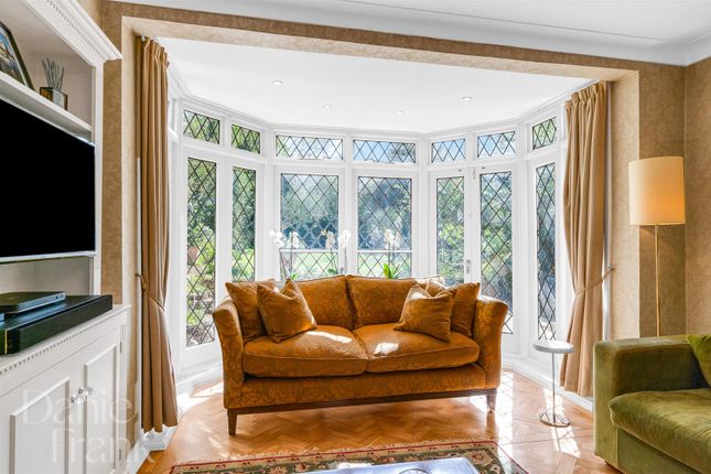 34, Tycehurst Hill, Loughton photo 4