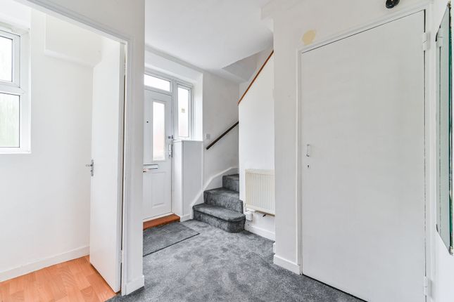 Queens Crescent, NW5, Belsize Park photo 4