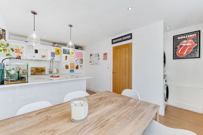 1 Elm Tree Avenue, Lymm photo 3