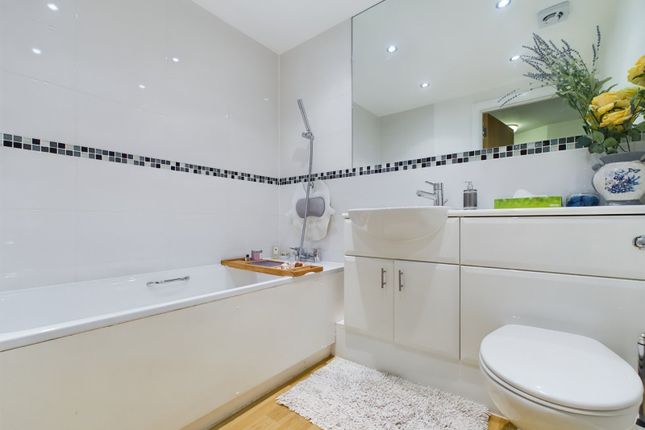 Osborne Street, Slough photo 5