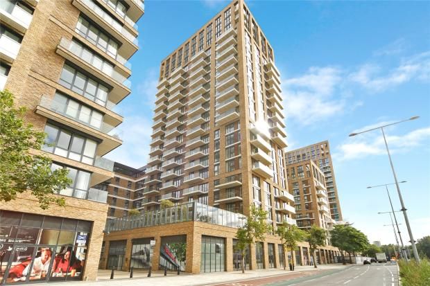 Flat for sale in Compton House Victory Parade, Woolwich Arsenal