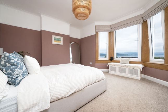 9 Manor Crescent, Gourock photo 4
