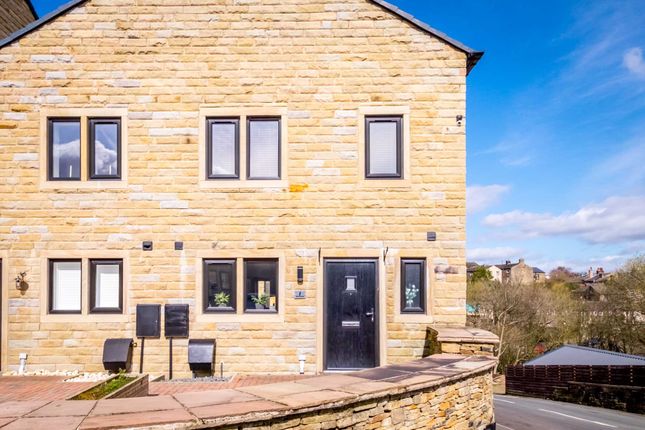Town house for sale in Albion Gardens, Meltham